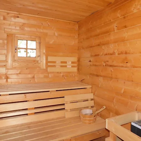 Altes Kapitaenshaus 1 * Ahrenshoop